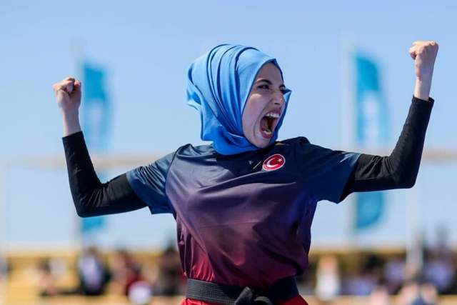 Kübra Dağlı Dünya Şampiyonu Oldu