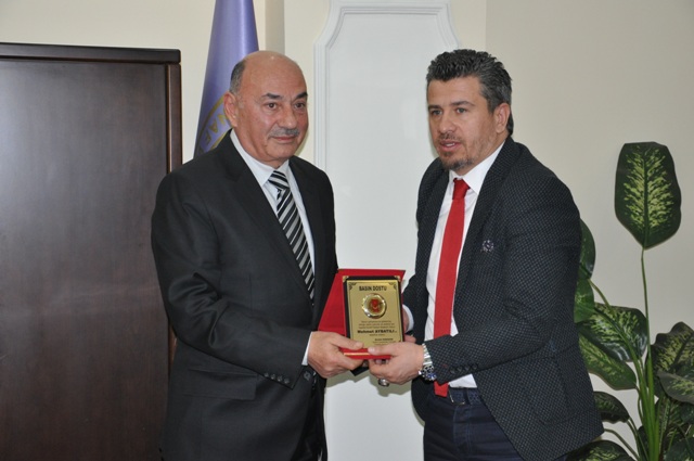 Basın her zaman desteklenmeli