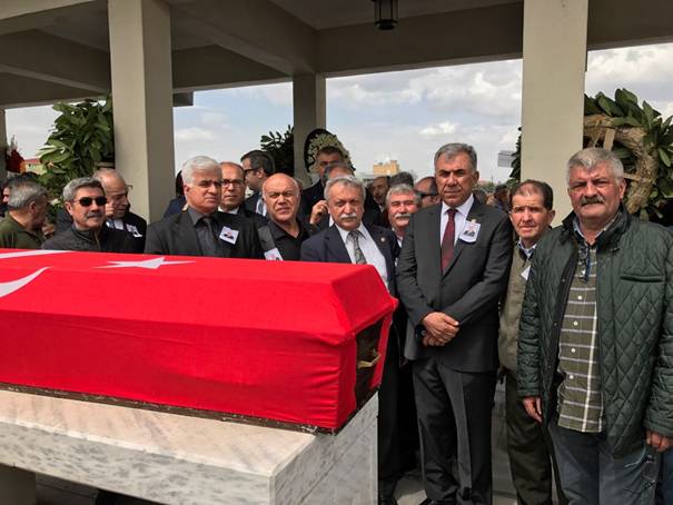 CHP Eğirdir İlçe Teşkilatı Milletvekili Öner’in Cenazesine Katıldı