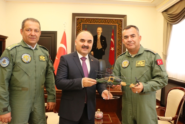 Kara Havacılık Okulu Komutanı Tuğg. Gündüz Vali Günaydın’ı Ziyaret Etti