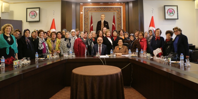 “Anneler Günü Kutlu Olsun”