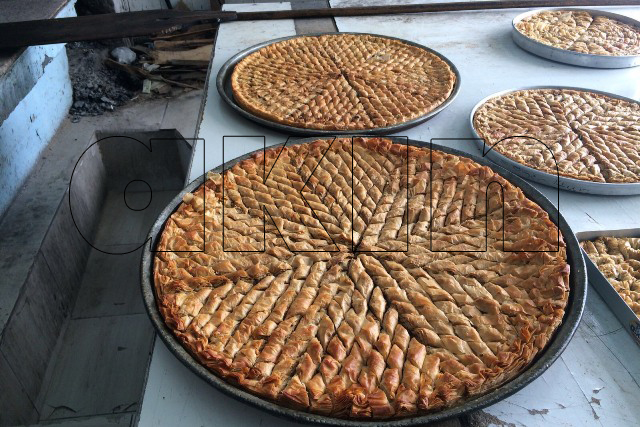 Bayramda ağızların tadı: Ev baklavası...