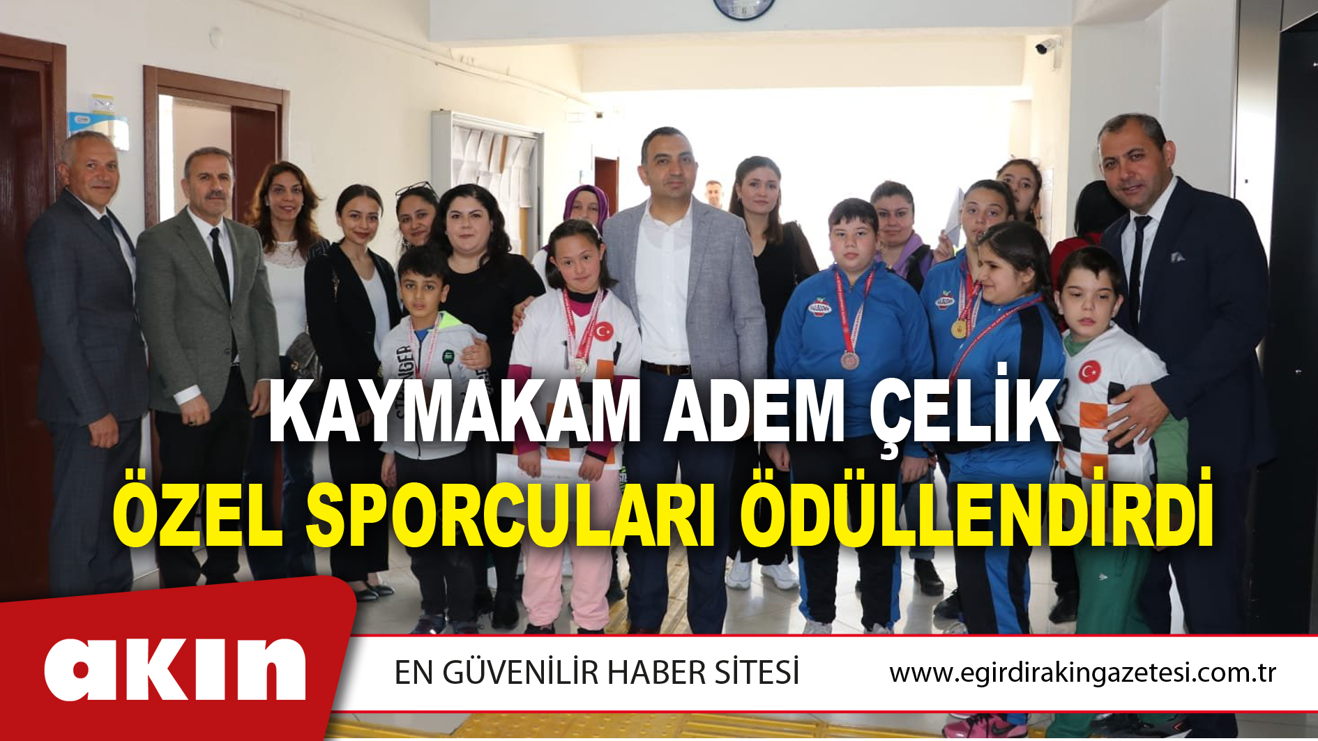 Kaymakam Adem Çelik Özel Sporcuları Ödüllendirdi