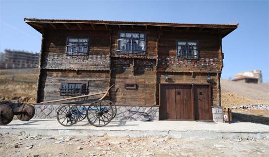 KÖY EVİNİ YÖRESEL MİMARİYLE YAPANA DESTEK