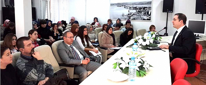 Eğirdir MYO'da Konferans Türkiye'de Gıda Sektörünün Yeri