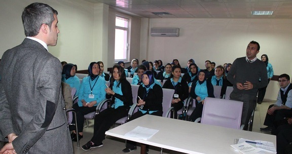 SGK'dan Isparta Gülkent Devlet Hastanesi Personeline Seminer...