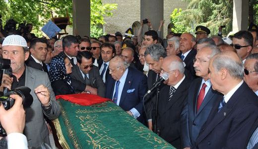 Nazmiye Demirel Son Yolculuğuna Uğurlandı