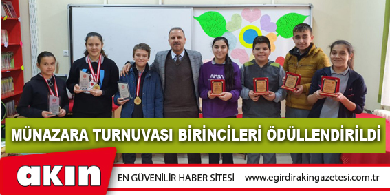 Münazara Turnuvası Birincileri Ödüllendirildi