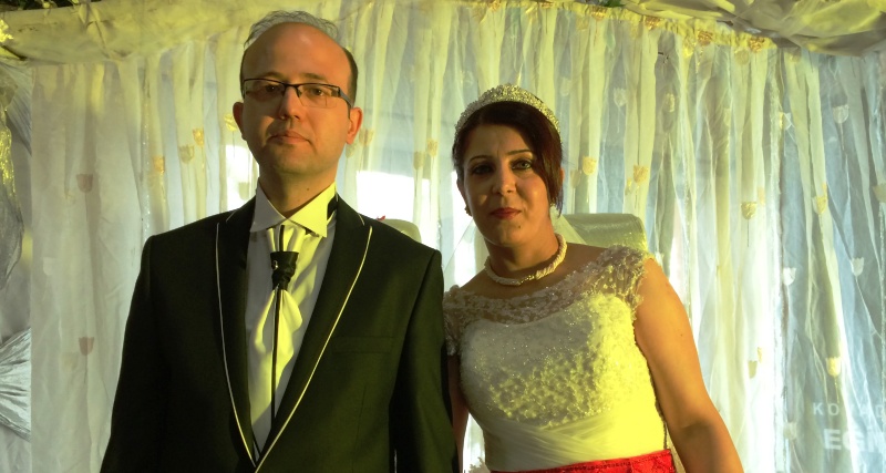 MUTLU DÜĞÜN