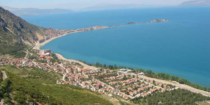 Eğirdir'in nüfusu 33.494 kişi oldu