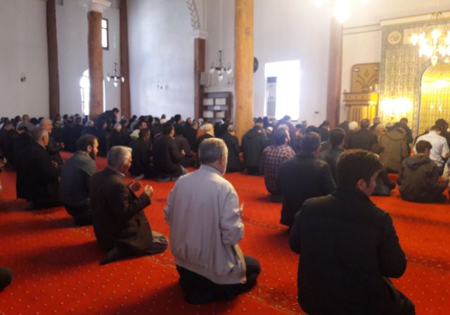 Hızırbey Camiinde Şehitlerimiz için Mevlid-i Şerif Okundu