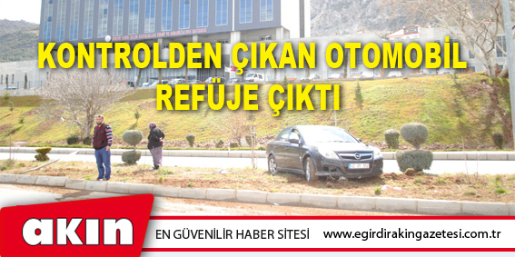 Kontrolden Çıkan Otomobil Refüje Çıktı 