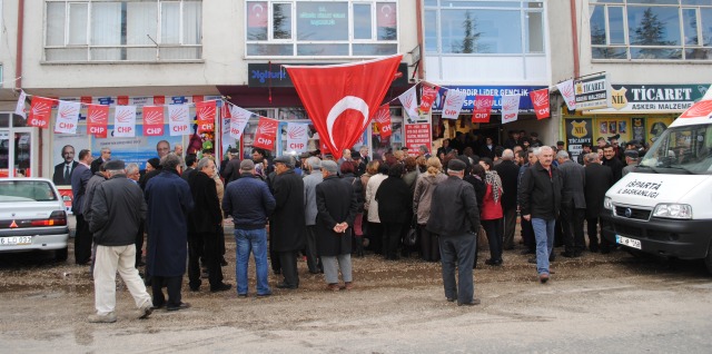 CHP SEÇİM BÜROSUNU AÇTI