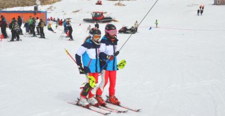 Kayak Türkiye Şampiyonası Isparta Davraz Kayak Merkezinde yapıldı