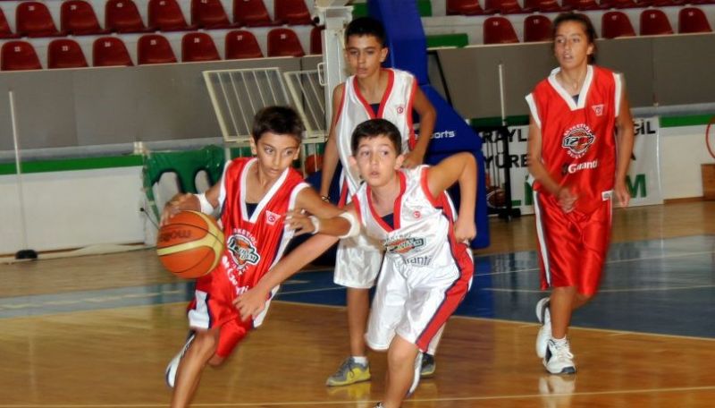 Basketbol Yıldız Erkek Bölge Şampiyonası 12-16 Mart tarihleri arasında Isparta'da yapılacak