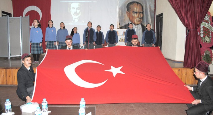 İstiklal Marşının Kabulünün 93'ncü Yılında Mehmet Akif Ersoy'u Andık...