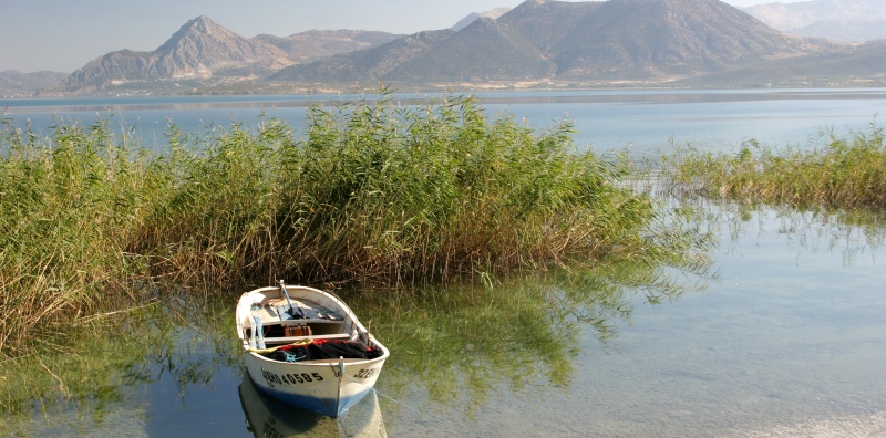 EĞİRDİR GÖLÜ'NDE AV YASAĞI BAŞLADI