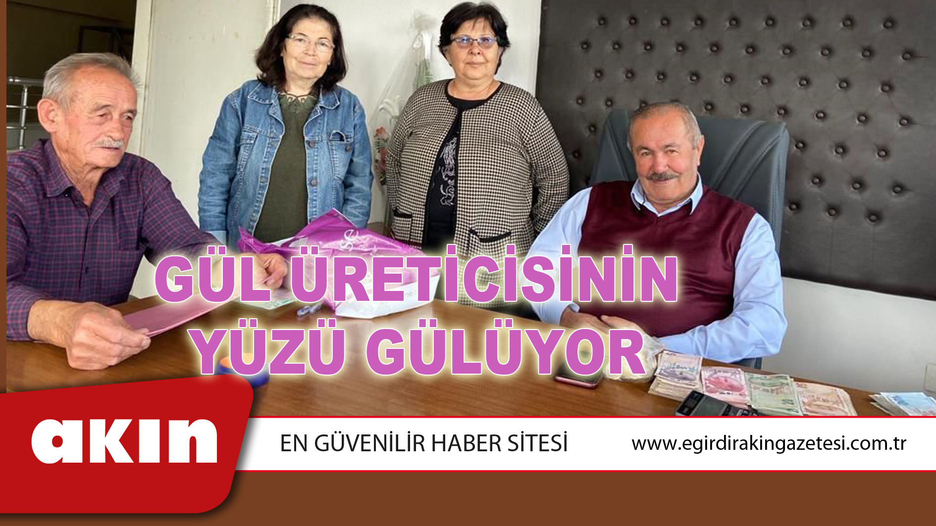 Gül Üreticisinin Yüzü Gülüyor
