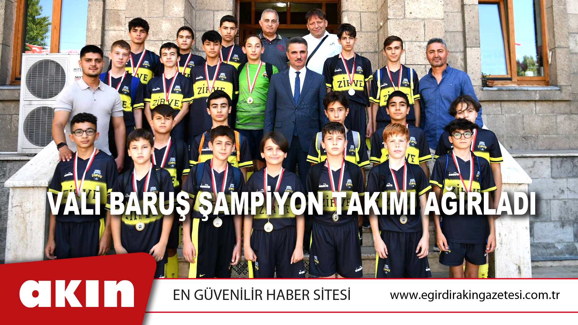 VALİ BARUŞ ŞAMPİYON TAKIMI AĞIRLADI