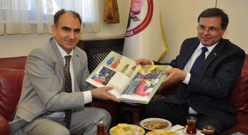 KARDEŞ ÜLKE BÜYÜKELÇİSİNDEN ISPARTA VALİSİ ÖZKAN'A ZİYARET