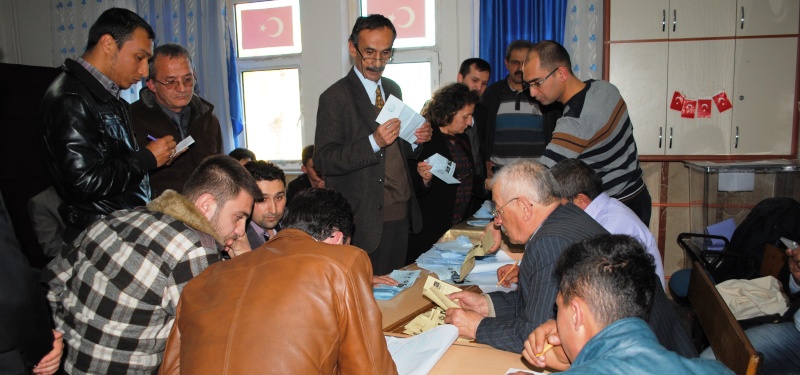 EĞİRDİR'DE KİM, NE KADAR OY ALDI...