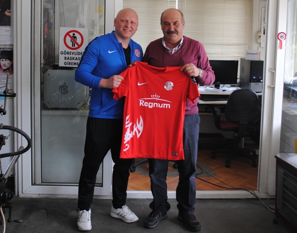 Serkan Daldal'dan, Abdullah Sinan'a Forma..