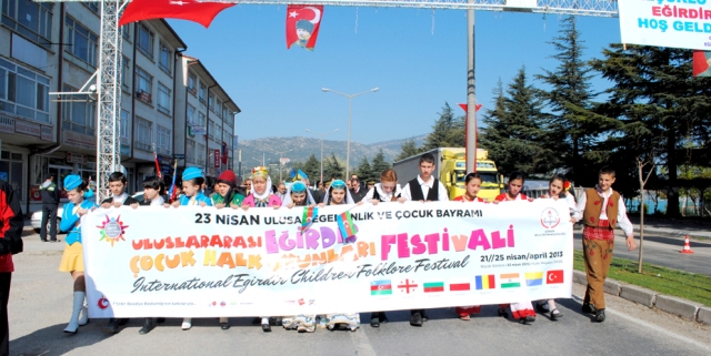 Eğirdir, 2'nci Uluslararası Çocuk Festivali'ne Hazırlanıyor