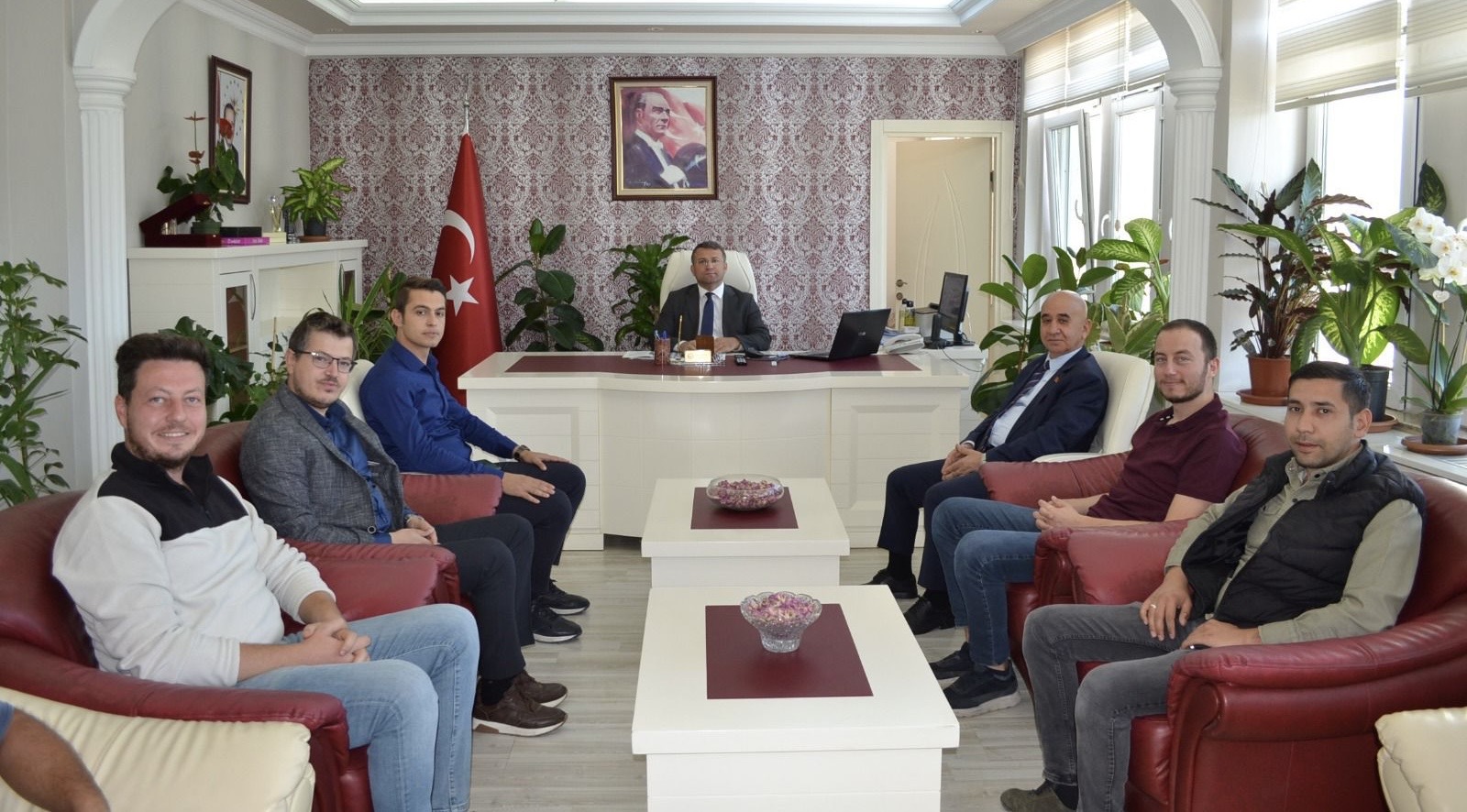 eğirdir haber,akın gazetesi,egirdir haberler,son dakika,CHP HEYETİNDEN KAYMAKAM ÇİMŞİT’E HAYIRLI OLSUN’ ZİYARETİ 