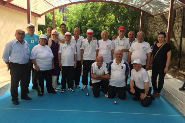 Eğirdir Huzurevi sakinlerinin Bocce başarısı