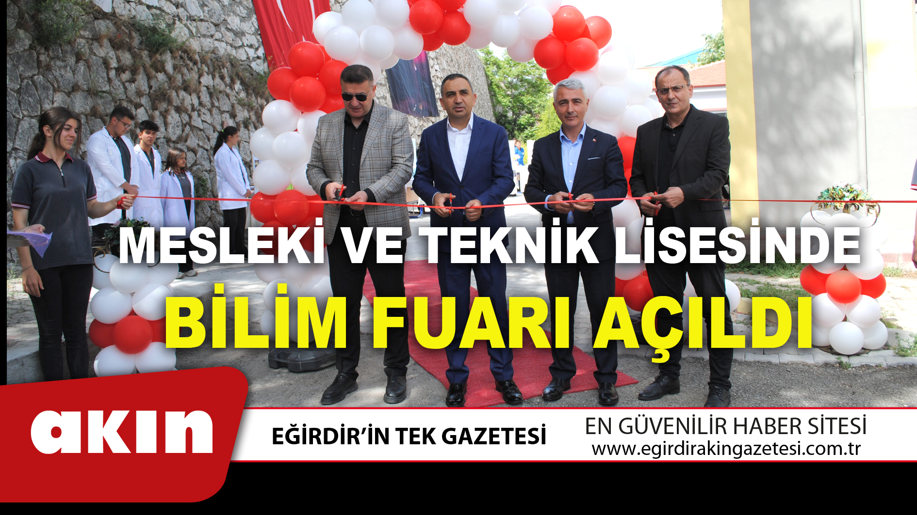 MESLEKİ VE TEKNİK LİSESİNDE BİLİM FUARI AÇILDI