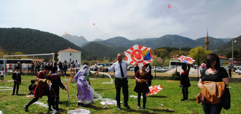 Uçurtma Şenliği Y. Gökdere'de Yapıldı