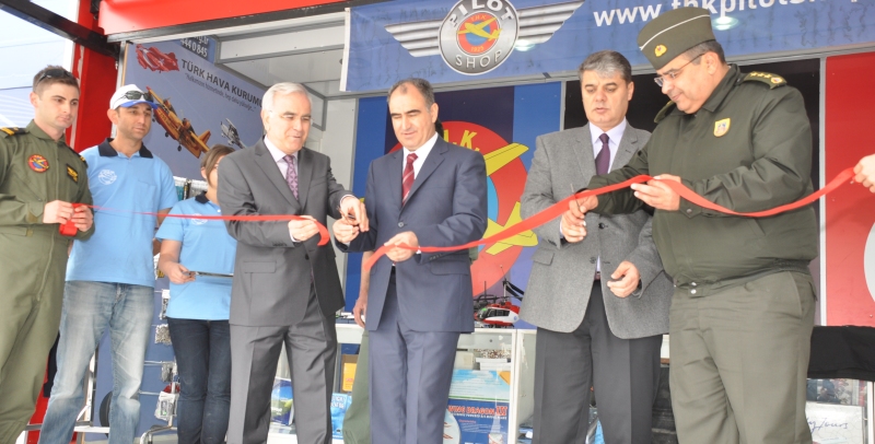 THK'nin Tanıtım Tır'ı Ziyarete Açıldı