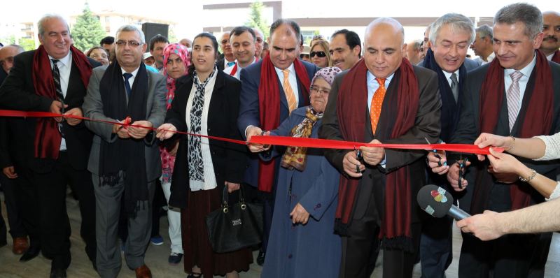 Türkiye'nin Yöresel Ürünleri Isparta'da Tanıtılıyor