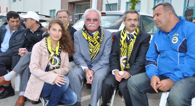 Eğirdir'li Fenerbahçeliler Şampiyonluklarını Kutladı