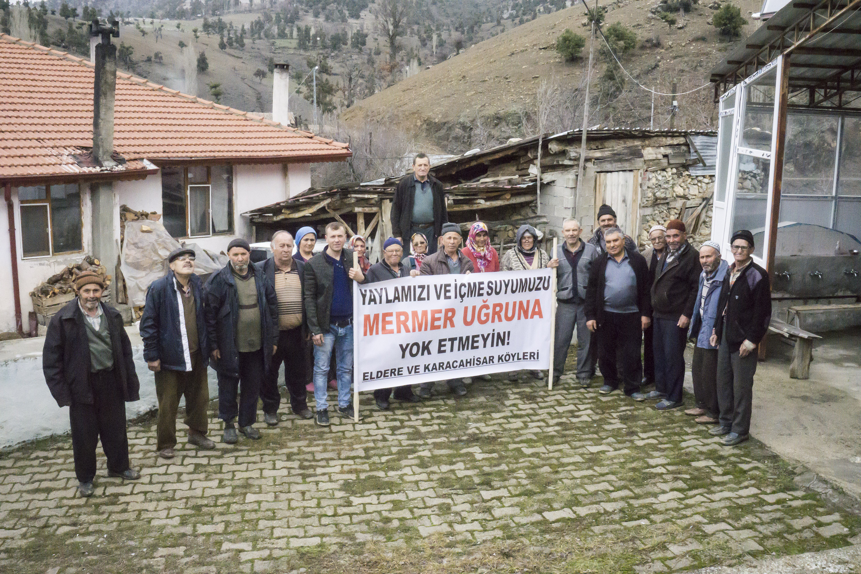 Köylülerin Feryadı “Mermer Uğruna Yok Etmeyin!”