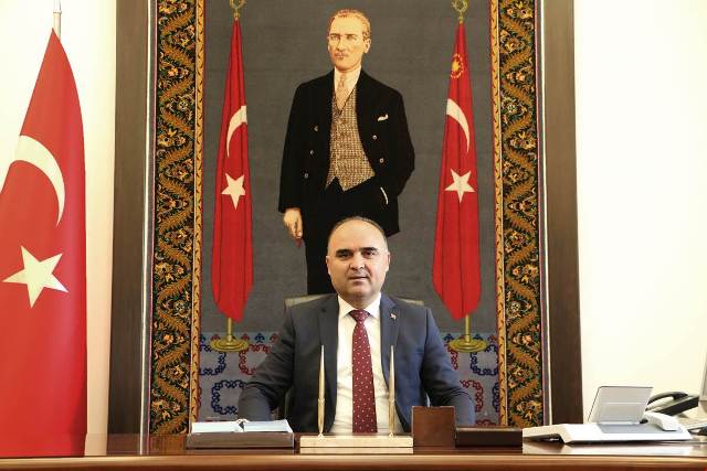 ISPARTA VALİSİ ŞEHMUS GÜNAYDIN’IN  23 NİSAN ULUSAL EGEMENLİK VE ÇOCUK  BAYRAMI MESAJI