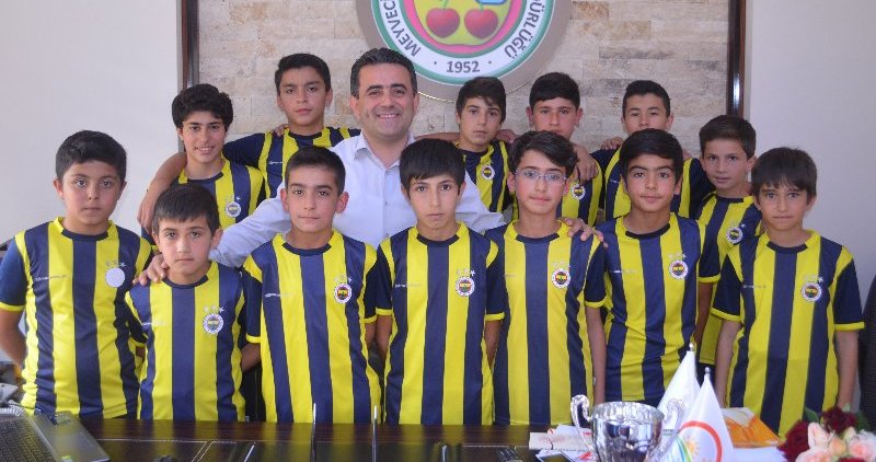 YILDIZLAR HALI SAHA FUTBOL TURNUVASINA KATILAN TAKIMLAR MARİM'İ ZİYARET ETTİ..
