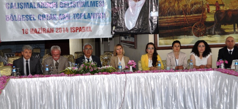 KIRSALDA KADIN ÇALIŞMALARININ GELİŞTİRİLMESİ BÖLGESEL ORTAK AKIL TOPLANTISI EĞİRDİR'DE YAPILDI