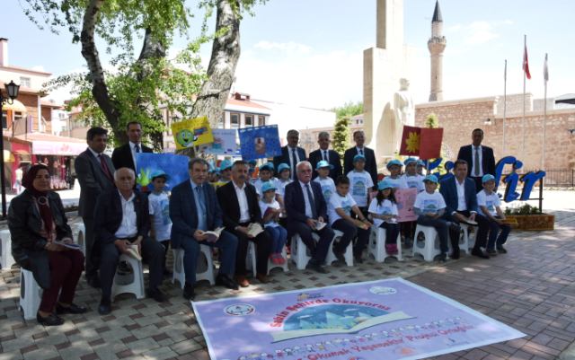 İlkokul Öğrencilerinden 'Sakin Şehirde Okuyoruz' Etkinliği