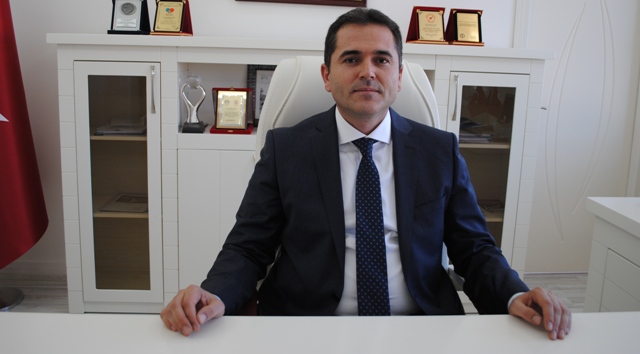 Kaymakam Akdaş: “24 Haziran seçim sonuçlarının demokrasimiz, ülkemiz ve milletimiz için hayırlı uğurlu olmasını diliyorum.”