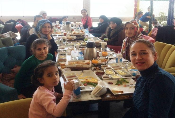Öğretmen, Öğrenci ve Veli  Dayanışması Güçleniyor