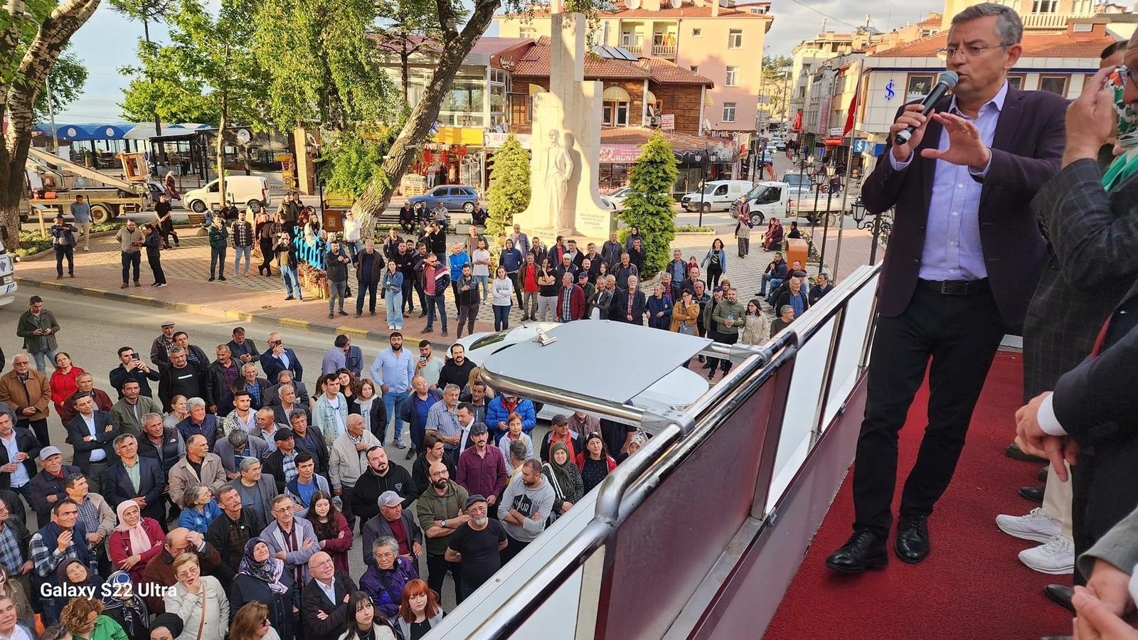 CHP Grup Başkanvekili Özgür Özel, Eğirdir’de partililere hitap etti