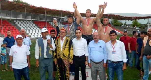 Uluborlu'da Altın Kemer Karaboğa'nın Oldu