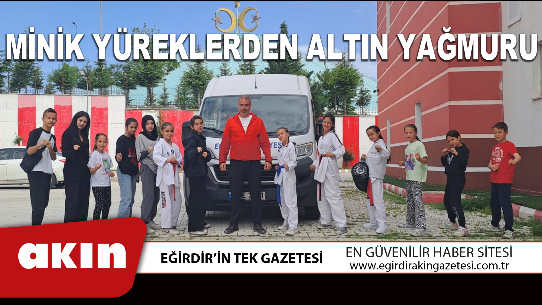 MİNİK YÜREKLERDEN ALTIN YAĞMURU