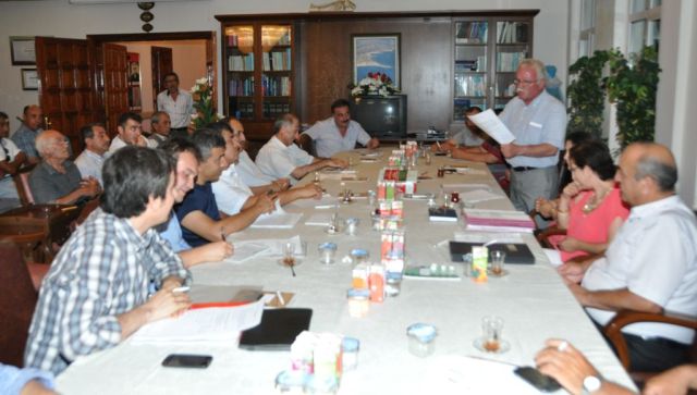 MECLİS TOPLANTISINDA YİNE 