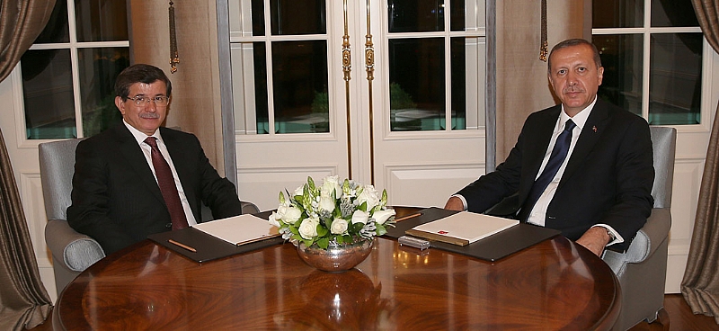 Başbakan Ahmet Davutoğlu Yeni Kabineyi Açıkladı
