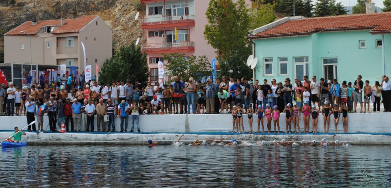 Eğirdir Aquatlon Yarışları Nefesleri Kesti
