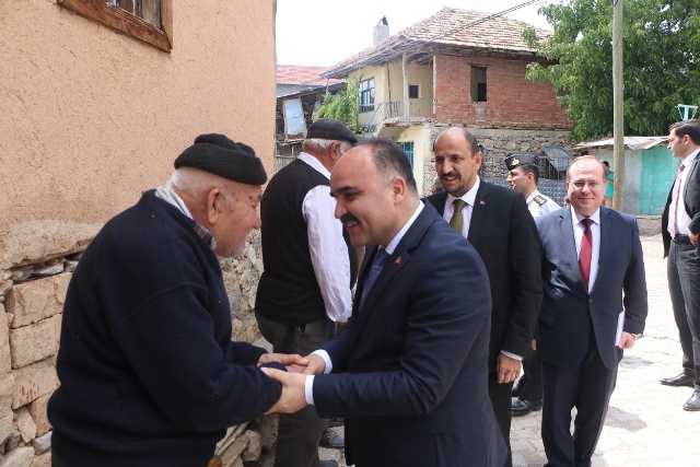 Vali Günaydın Yalvaç’ta Köy Ziyaretleri Gerçekleştirdi