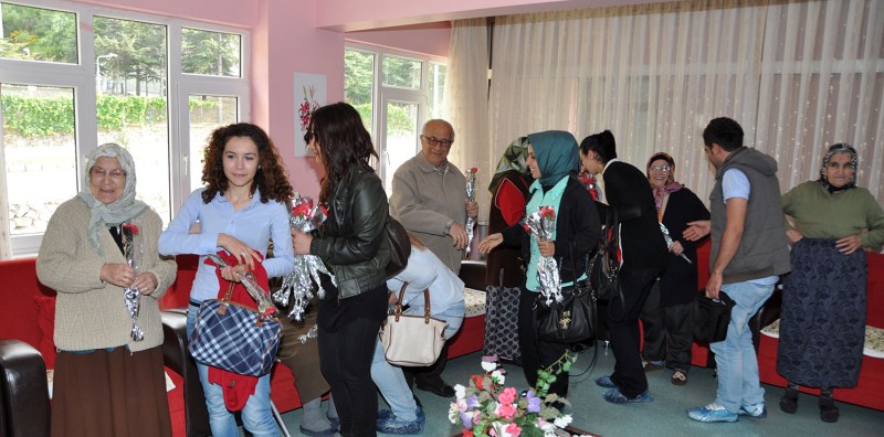 Bayramlaşma 12.40-13.15 arasında gerçekleştirilecek
