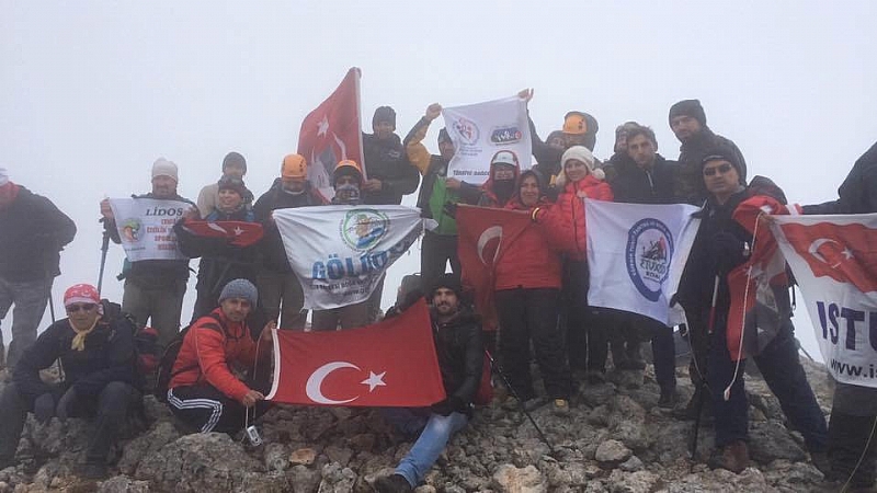 ETUDOSD CUMHURİYET BAYRAMI'NI YİNE ZİRVEDE KUTLADI